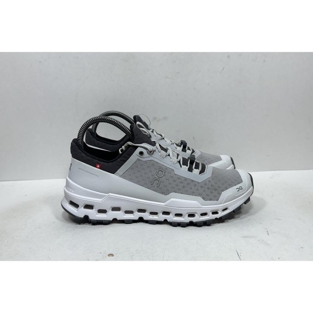 On Cloud Cloudultra Women's Size 8 Trail Running Shoes Glacier Frost 44.99042